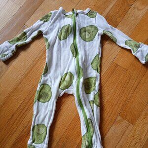 Angel Dear Baby Avocado Print Sleepwear | Convertible Feet + 2-Way Zip | 6–12M